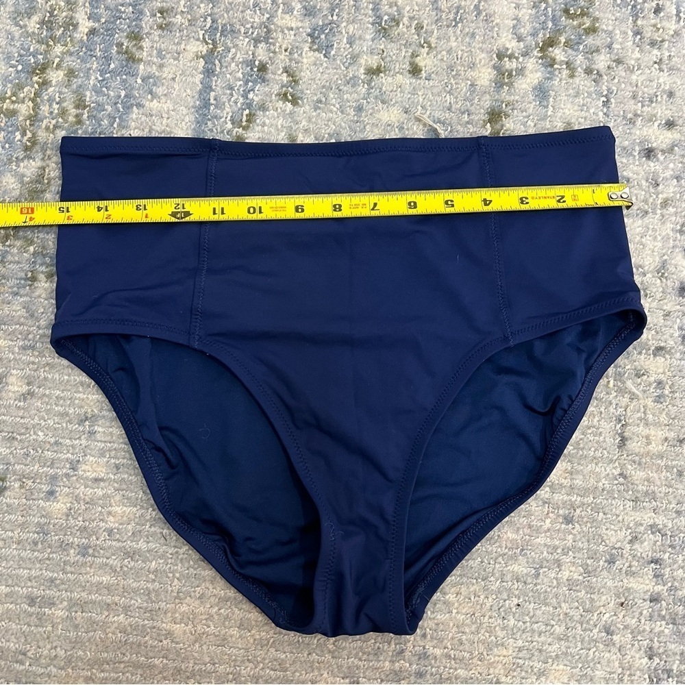 Lands End high waisted extra supportive swim bottoms in navy. - Picture 5 of 8